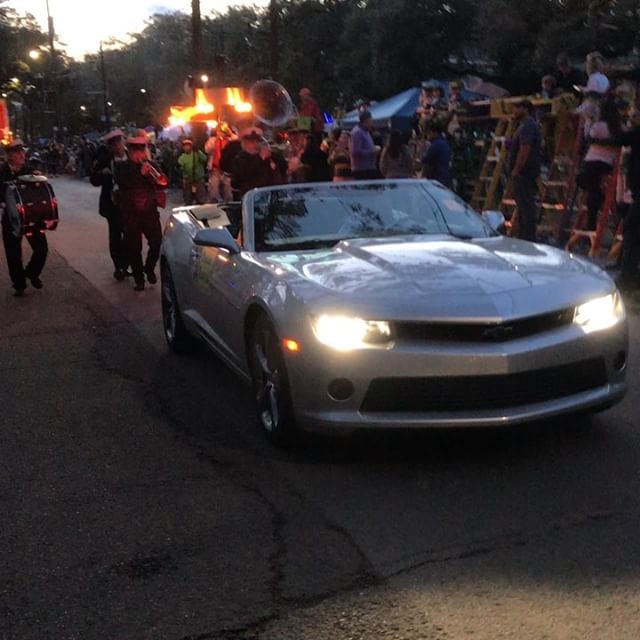A few snapshots of a night out on the parade route in New Orleans Carnival 2018! Mardi Gras is in full swing in the Big Ray. Thursday night Krewes of Babylon, Chaos and Muses took the the streets in Uptown New Orleans. Great to be home for a few days celebrating with family and friends. Happy Mardi Gras y’all . . .