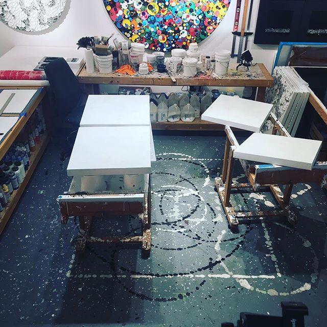 In the studio:
Studio rearranged and getting back to work. Been great to purge out a lot of old materials and paintings and get focused on new work.  New year new studio layout. Stay tuned for some Wip vids soon. Happy Saturday y’all .
.