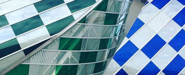 Daniel Buran’s colorful treatment on the sails of the @fondationlv museum in Paris. Museum was designed by Frank Gehry @frankgehry and is currently hosting a