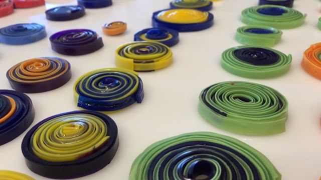 In the studio: these paint pucks were so organized I thought I better shoot a quick video before they jumped on a canvas or rolled off the table. Cranking up the speed on making hundreds of these rounds. Great to be back after a summer studio break and working on a number of pieces for upcoming shows and clients. Stay tuned for more art vids of the finished pieces. .