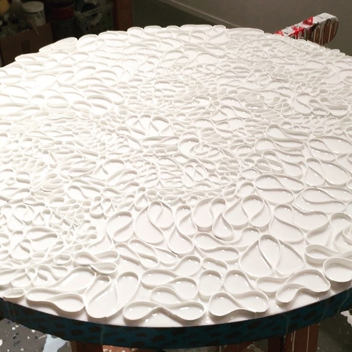 In the studio: quick vid shot of new piece. Sealer coat is done now 3 days to dry before adding color fills. At this point looks a bit boring until the color brings piece to life. #artwork #artstudio #acrylicpaint #round #process #studioflow #artvideo #brianhuberart #marinartist #sundaynight #artnerd #bayareaartist #texturepainting #roundpainting #watchingpaintdry #next