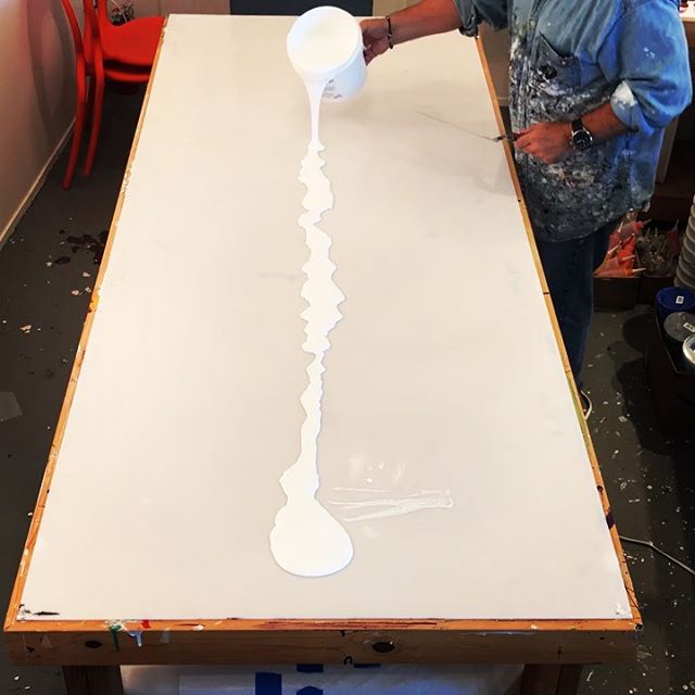 In the studio: Tossing around gallons of titanium white acrylic paint. 2nd step for creating materials for upcoming braided series commissions. This is one of two layers for this material. Each layer takes about 4 to 5 days to dry. Stay tuned more paint slinging to come. happy Labor Day weekend y’all.
.
.