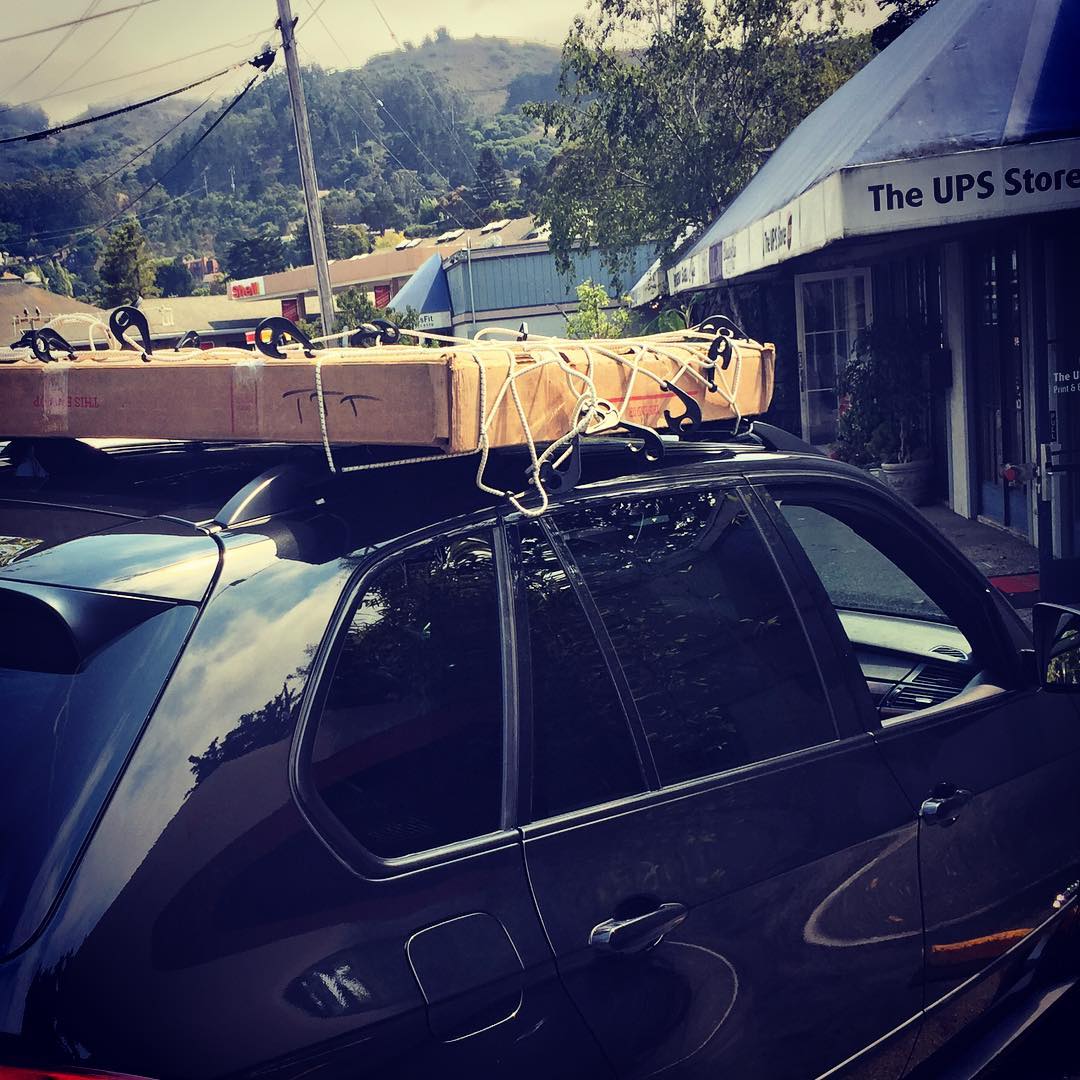 In the studio: Van in the shop for repairs. No problem.  Strap that big painting to the car roof and off to UPS. Painting successfully shipped to a juried show in Louisville.  #irooftop #shipment #upsorbust #artistlife #artstudio #artwork #ontheroof #tiedowns #upsstore #artshow #abstractartist #sausalito #contemporaryart #crate #noproblem #studiovisit #artshow #letsgonow #tuesdayadventures #glamerouslife