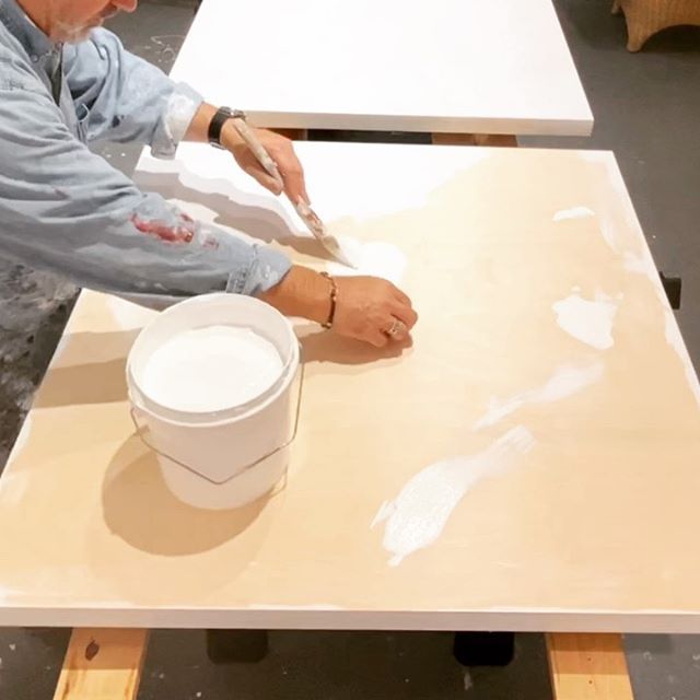Thursday in the studio: It's white gesso and titanium white gloss prep night in studio land. Somewhere a birch forest is missing a few 🌲 trees. A bit of Gesso - some light sanding - then a few layers of gloss titanium white. Bigger pieces for a collaboration starting this Saturday. The smaller 5 sets are for samples being prepped for art consultants and designers. Welcome to the glamorous gesso part of the art filled life.  Happy Thursday y’all from Sausalito. .
. .
.
.
.
.
#video #artvideo #paintmixing #lapse #artistlife #timelapse #acrylicpainting #process #bayareaartist #artvid #studiotime #studioflow #abstractpainting #acrylicpaint #painterslife #videoart #brianhuberart #artwork #showprep #artcommission #watchingpaintdry #undercoat #woodpanel #abstractartist #minime #woodpanel #icbartists #gesso #whiteoutconditions #artconsultant #interiordesigner