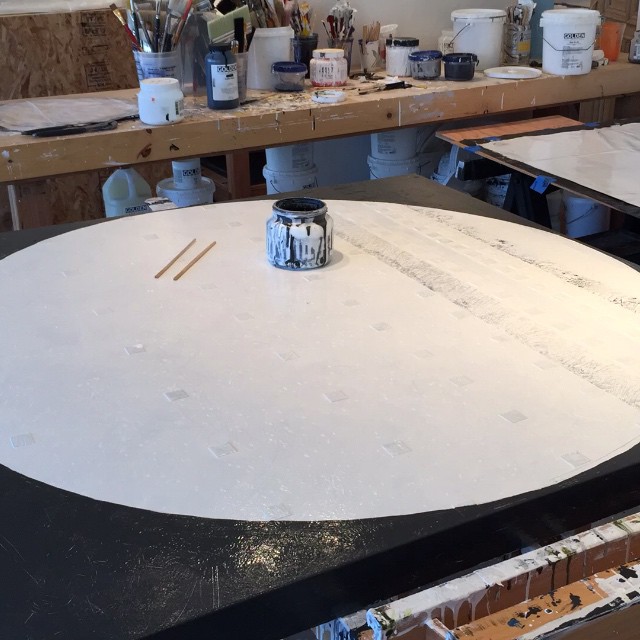 Time lapse painting in circles going round and round and round. The start of a new piece on top of an old piece. #brianhuberart #artistworking #whatdoyoudoallday  #artist_videos #artvideo #artvideos #timelapseart #timelapsevideo #timelapse #timelapsepainting #artistvideo
#artistslife #artstudio #studiovisit