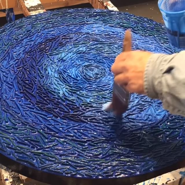 ️ Friday morning in the studio: Time for two more blue translucent layers on top of layers of cobalt blue... Time lapse mode continues with 5th and 6th rounds of color and translucent coats. Finally getting the underlying color bands to recede. Next varnish coats and  The creative adventure continues  mostly involving waiting for blue paint layers to dry. 
Stay tuned for more art vids. Thanks for watching and commenting on my work. .
.
.
.
.
.
.
. .